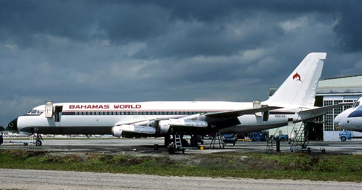 Convair 880 N55NW in Bahama Air livery, circa 1976. (Captain Charles Lindberg)