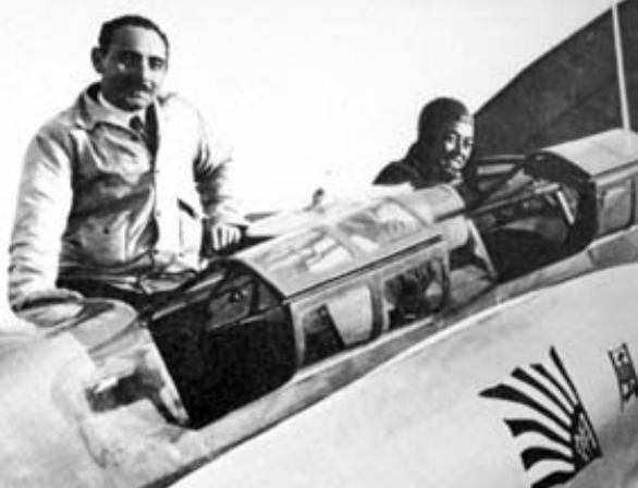 Navigator Kenji (standing) and Pilot Masaaki Iinuma