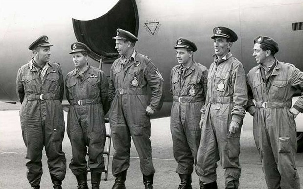 The flight crew of Valiant B.1 WZ366. Sqn. Ldr. E.J.G. Flavell is at the far left. (The Telegraph)