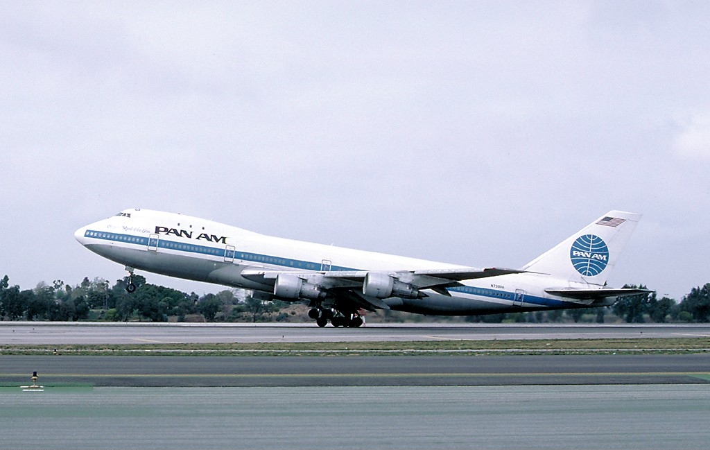 Clipper Maid of the Seas, Pan American World Airways' Boeing 747-121, at Los Angeles International Airport (LAX) 12 March 1987. (Ted Quackenbush via Wikipedia)