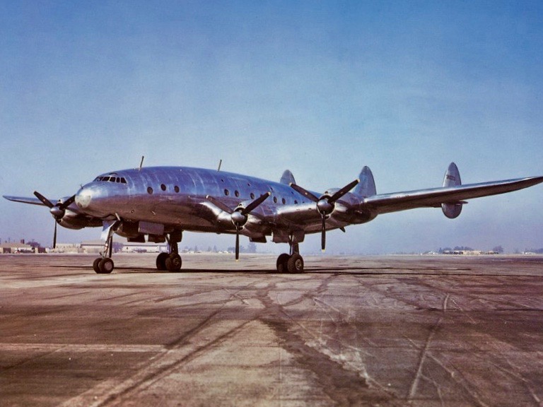 Crash of a Lockheed L-1049 Super Constellation in New York: 44