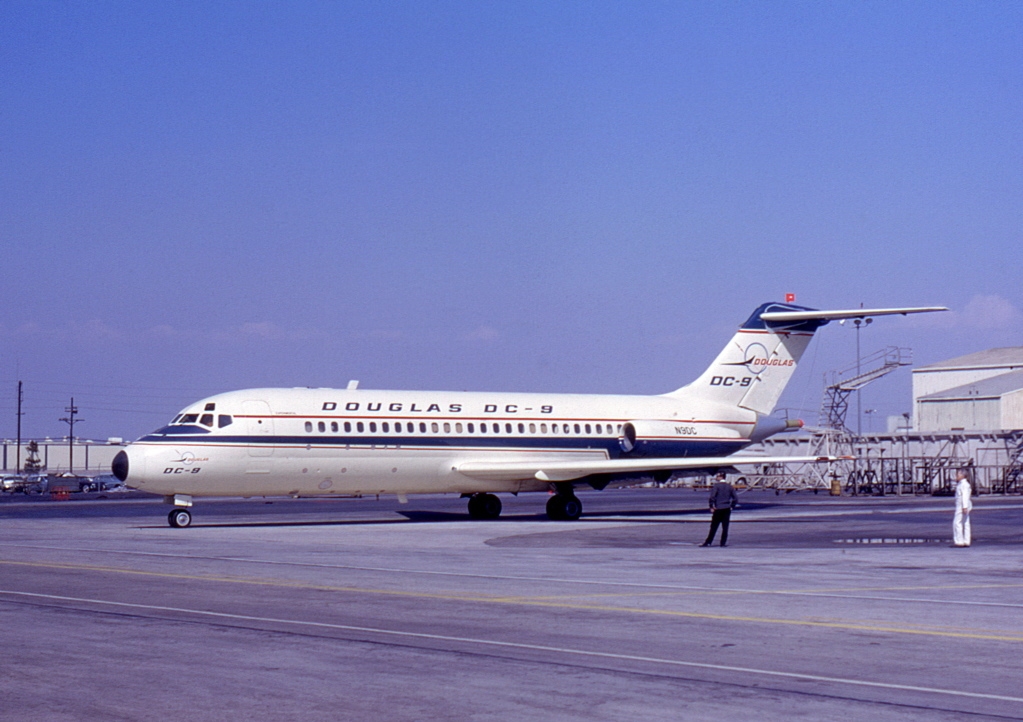 Douglas DC-9 N9DC photographed by Jon proctor at Los Angeles International Airport, 6 March 1965. (Wikipedia)