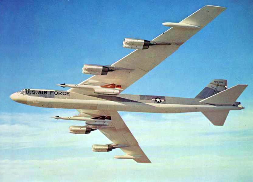 Boeing B-52G Stratofortress aremd with two North American Aviation AGM-28 Hound Dog ACLMs. (U.S. Air Force)