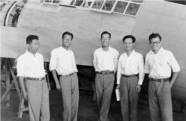 The design team for the Mitsubishi A6M1 Type Zero. Dr. Jiro Horikoshi is second from left. His assistant, Yohtoshi Sone is in the center. (Mitsubishi)