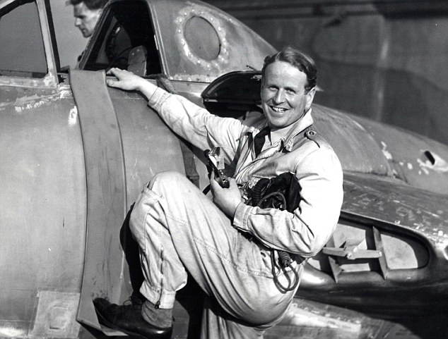 John Cunningham with the record-setting de Havilland DH.110 Vampire (BNPS).
