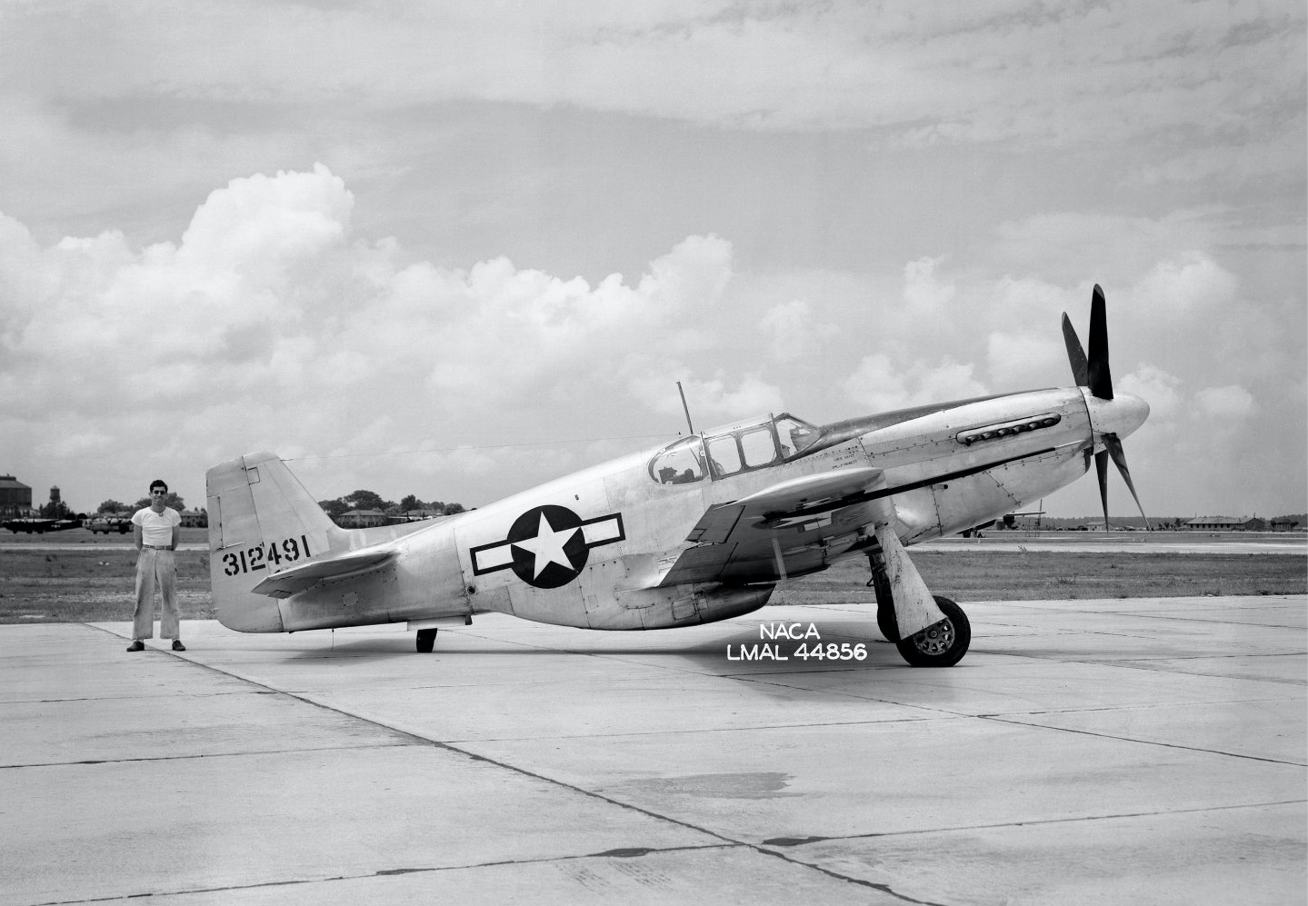 North American Aviation P-51B-1-NA Mustang 43-12491 at NACA Langley Field, Virginia, 1945. (NSAS)