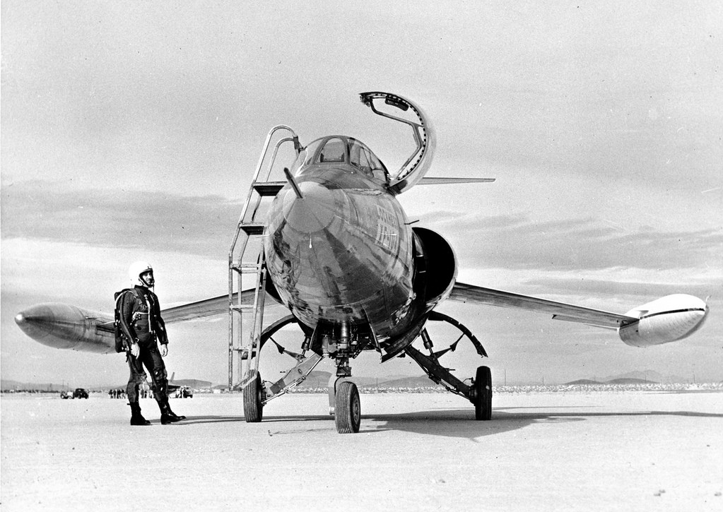 Test pilot Herman R. Salmon with a prototype Lockheed XF-104 parked on Rogers Dry Lake. (Lockheed Martin)