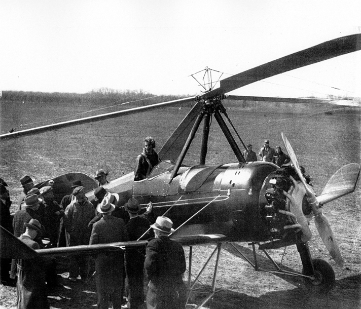 Amelia Earhart with the Pitcairn PCA-2 aurtogyro, NX760W.