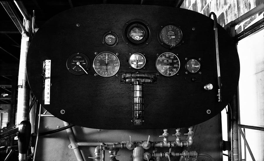 Instrument panel and fuel manifold