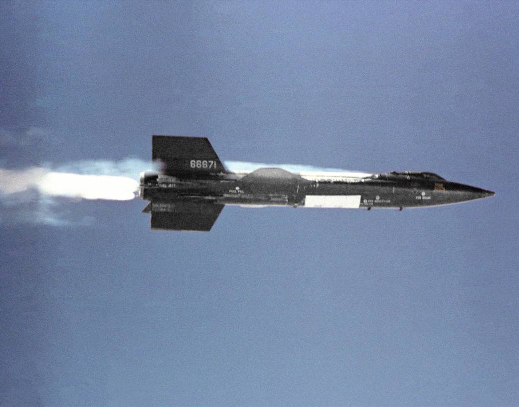 North American Aviation X-15 56-6671 accelerates after the XLR99 engine is ignited. (NASA)