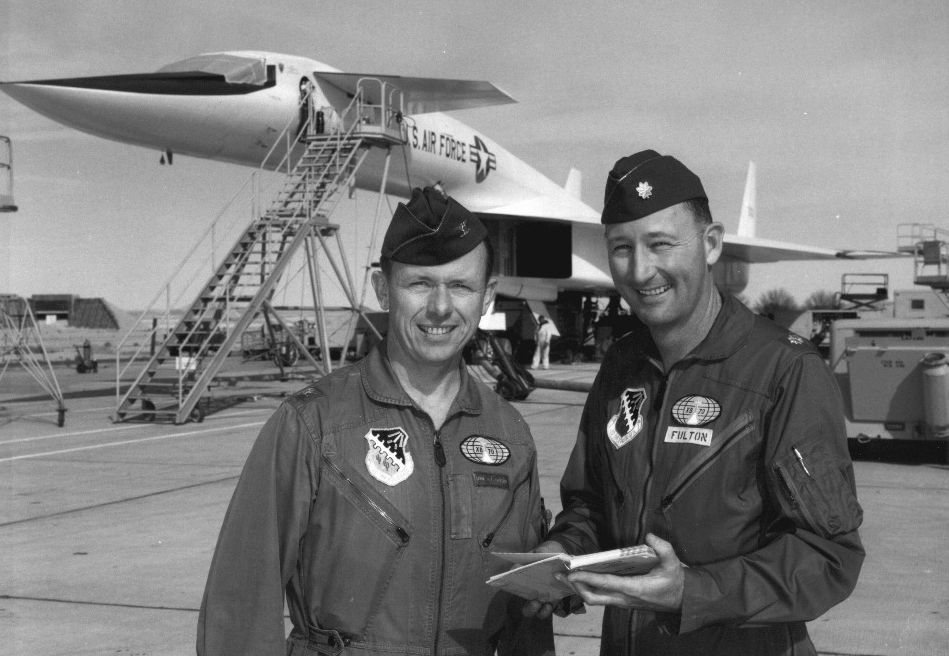 Lieutenant Colonel Fitzhugh Lee Fulton, Jr., with a North American Aviation XB-70A Valkyrie.