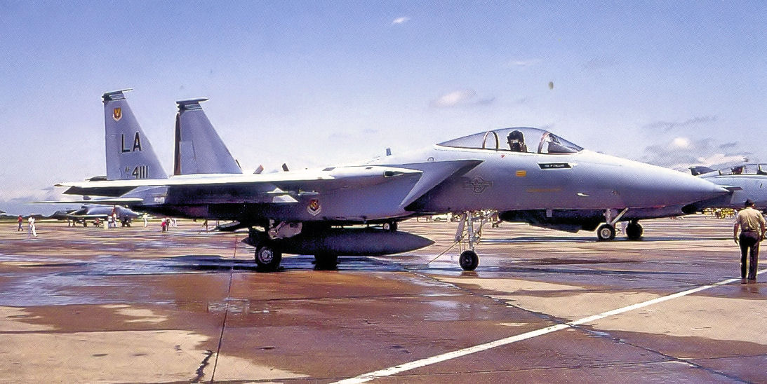 最も信頼できる 航空機・ヘリコプター EAGLE F-15A 航空機 最も信頼できる 航空機・ヘリコプター EAGLE F-15A 航空機