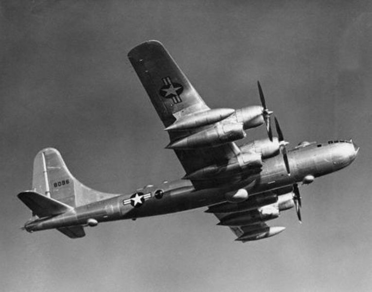 File:Boeing B-50D-95-BO 050421-F-1234P-006.jpg - Wikipedia