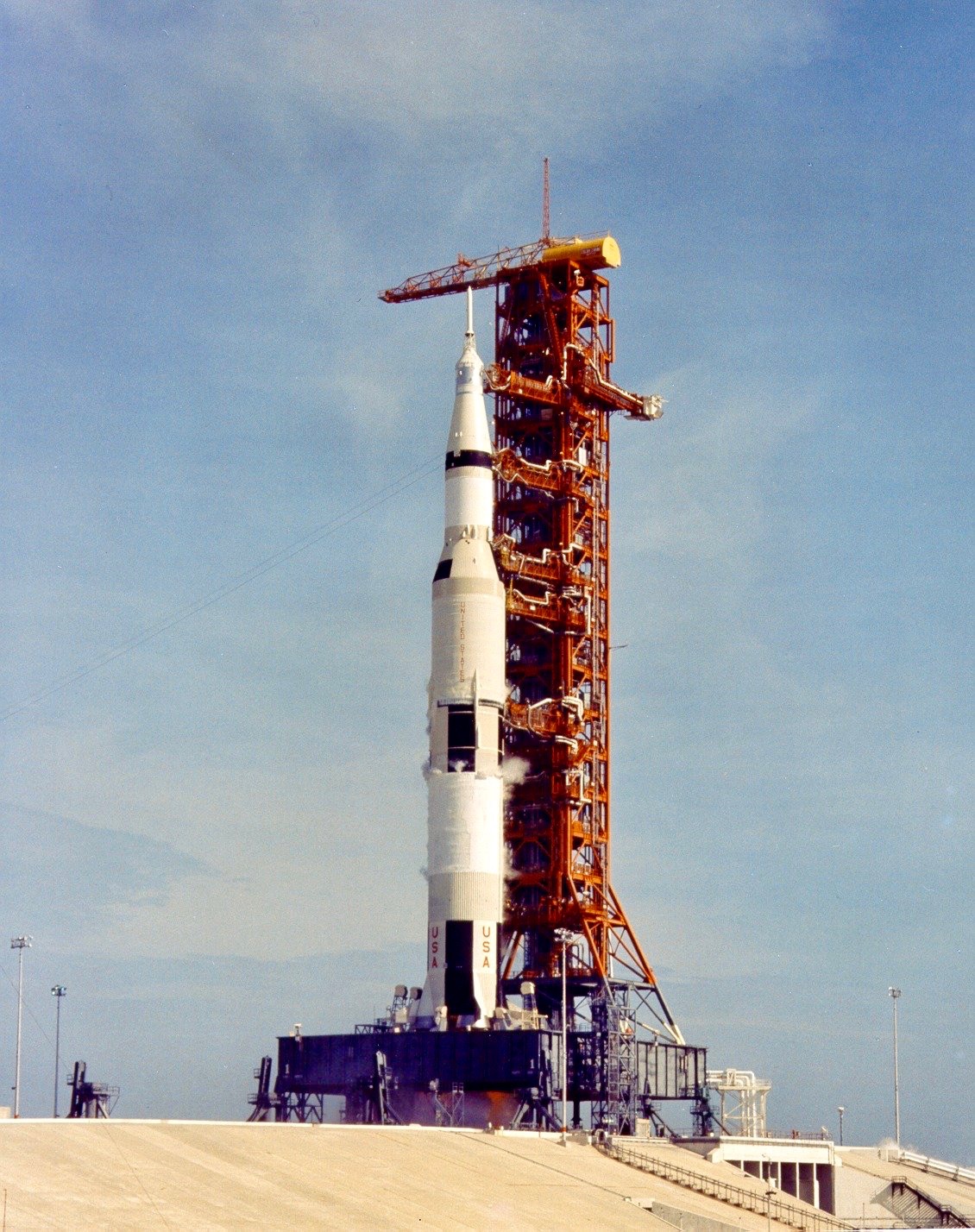 apollo rocket in flight