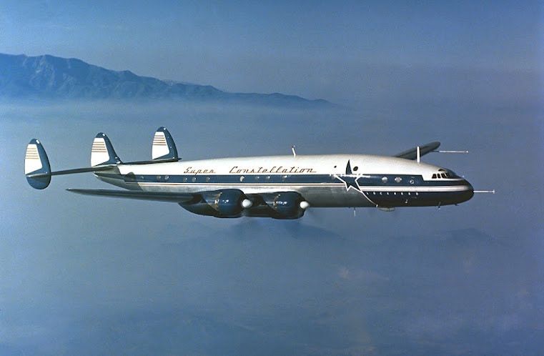 Douglas DC-8 and Lockheed L-1049 Super Constellation