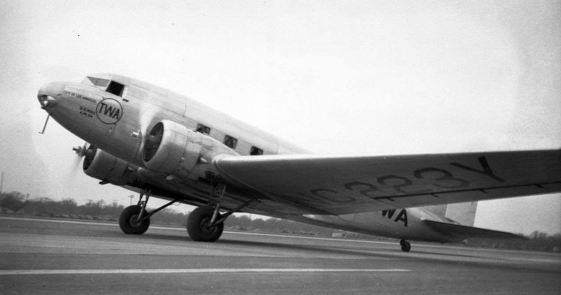 January 16, 1942: Transcontinental & Western Air (TWA), Douglas DC-3  (NC1946) Potosi Mountain, NV - LOSTFLIGHTS