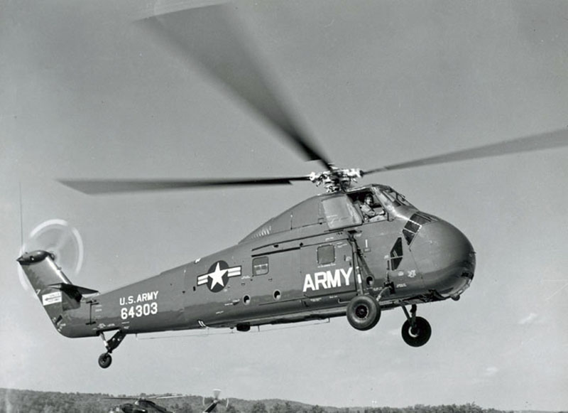 Sikorsky H-34 / CH-34 Choctaw Transport / Close-Support Helicopter