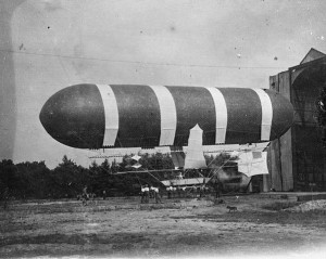 Airship, British Army Dirigible No 1, Nulli Secundus before first ...