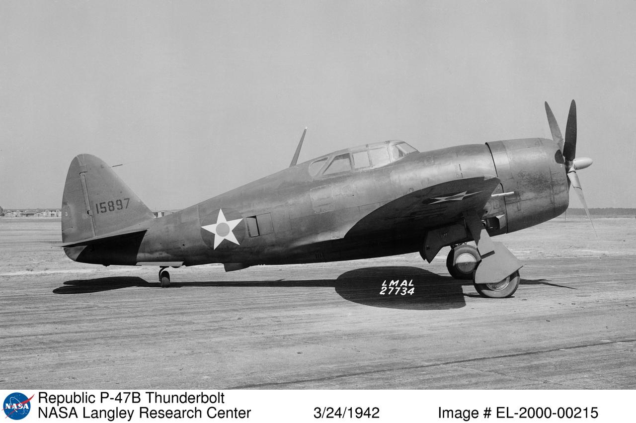 Republic P-47B Thunderbolt 41-5897 at Langley Field, 24 March 1942 ...