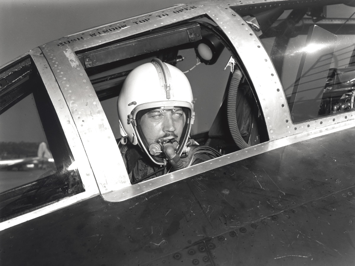 Pilot Tex Johnston