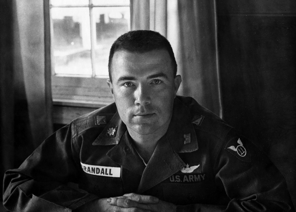 14 November 1965: Medal Of Honor, Major Bruce Perry Crandall, United ...