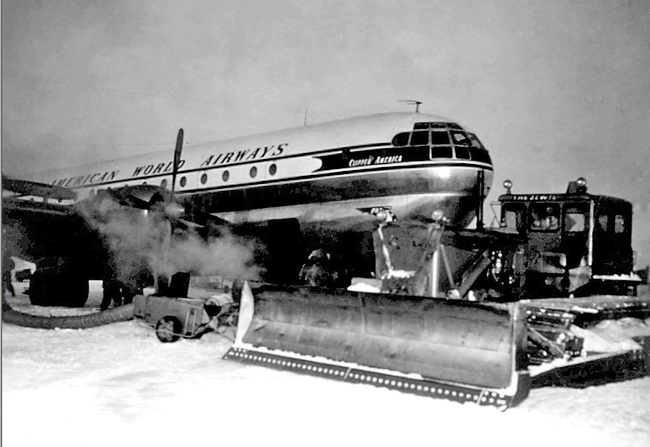 Boeing 377 Stratocruiser Model